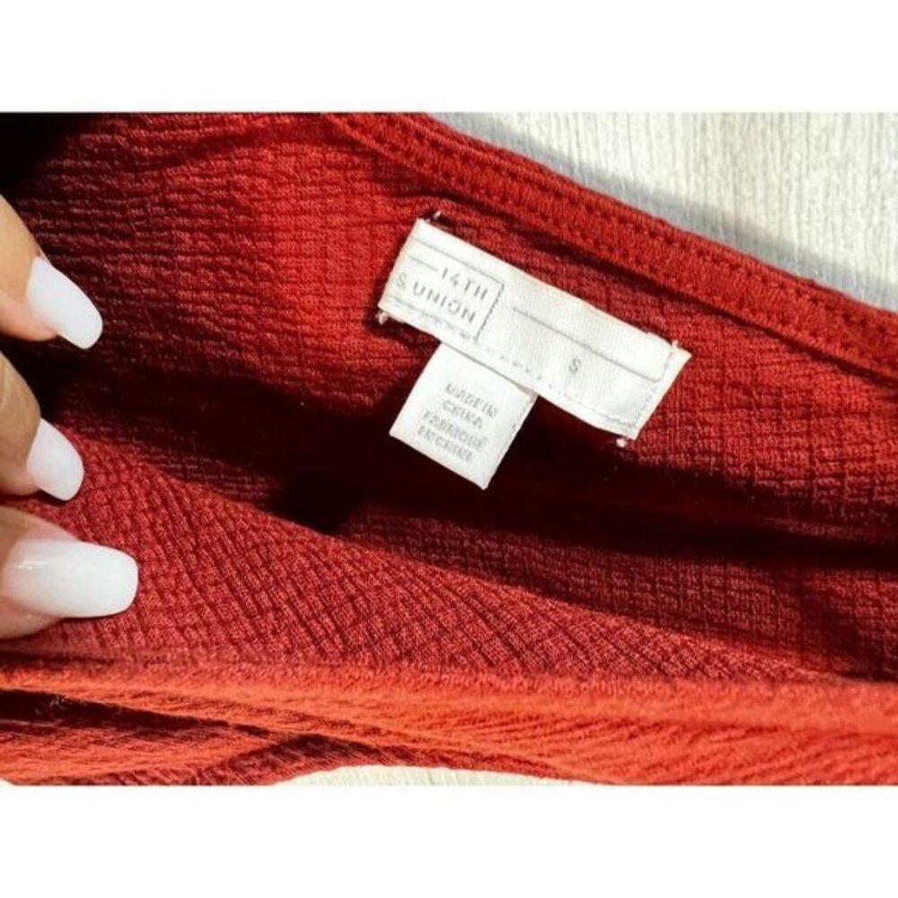 NEW 14th & Union Wrap‎ Sleeveless Red Top Small - Picture 3 of 5